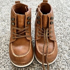 Boys size 11 Gap boots